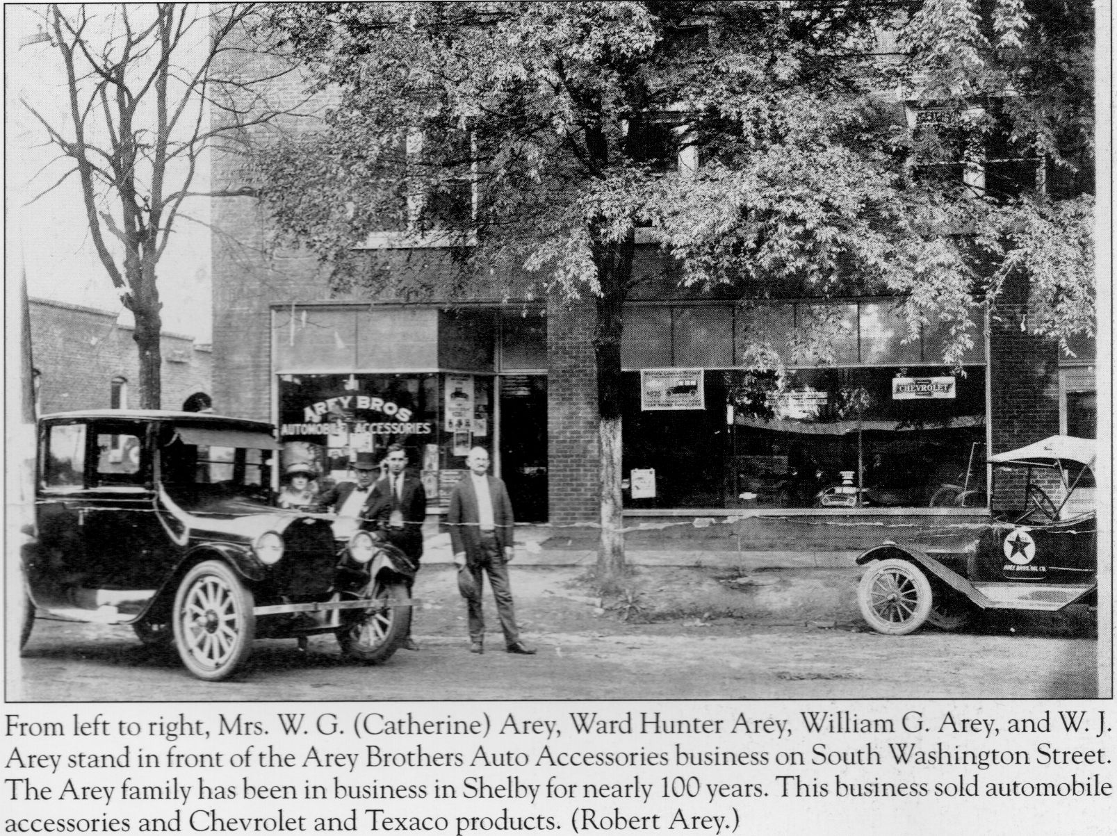 1916 Arey Brothers Auto accessary store